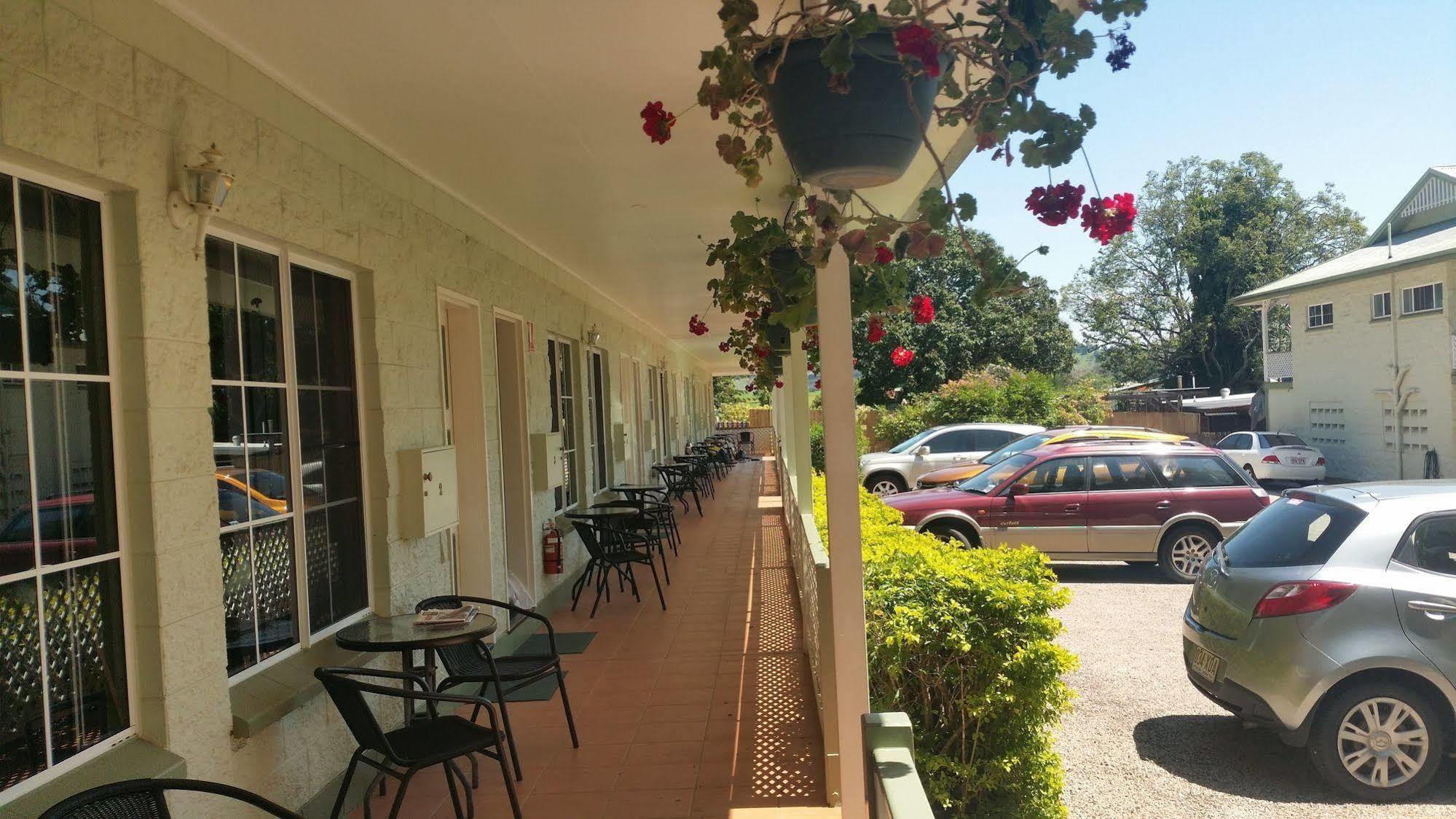Yungaburra Park Motel Εξωτερικό φωτογραφία